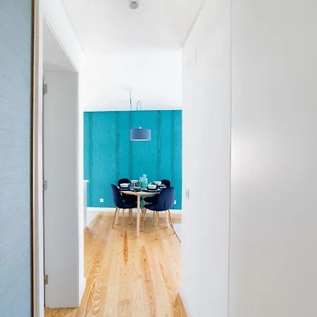 Blue By The River 2 - Elegant Two-bedroom In Santos Apartmán