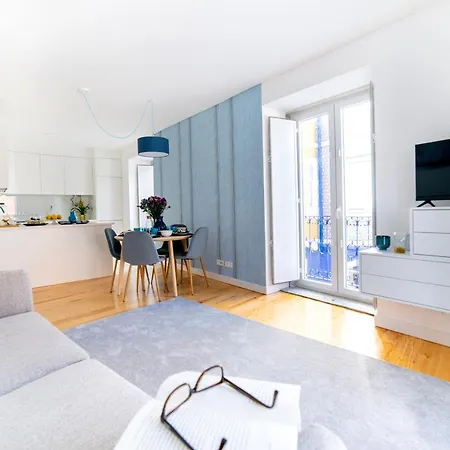 Blue By The River 2 - Elegant Two-bedroom In Santos *