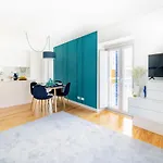 Blue By The River 2 - Elegant Two-bedroom In Santos Apartment *