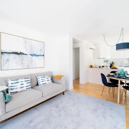 Blue By The River 2 - Elegant Two-bedroom In Santos * Лиссабон