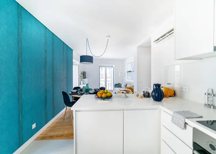 Blue By The River 2 - Elegant Two-bedroom In Santos Lisboa