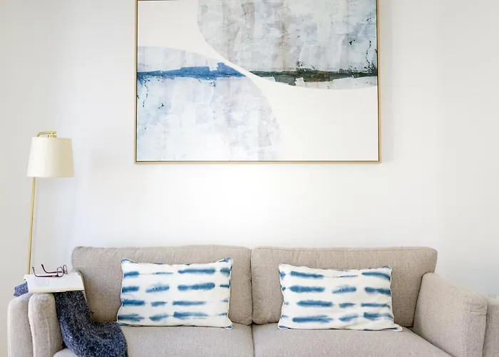 Apartman Blue By The River 2 - Elegant Two-bedroom In Santos Lisboa
