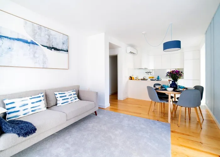 Apartman Blue By The River 2 - Elegant Two-bedroom In Santos Lisboa