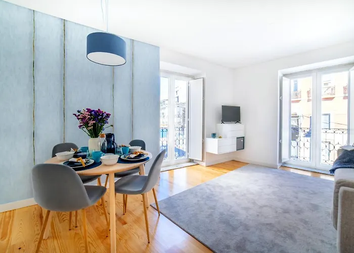 Blue By The River 2 - Elegant Two-bedroom In Santos Apartman *