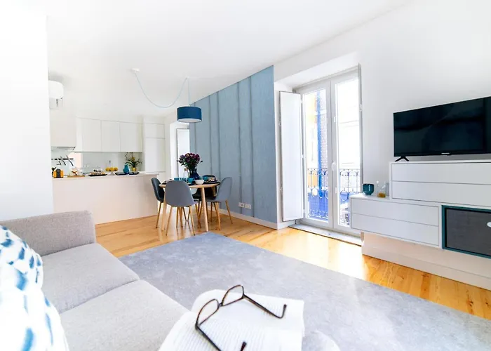 Blue By The River 2 - Elegant Two-bedroom In Santos *