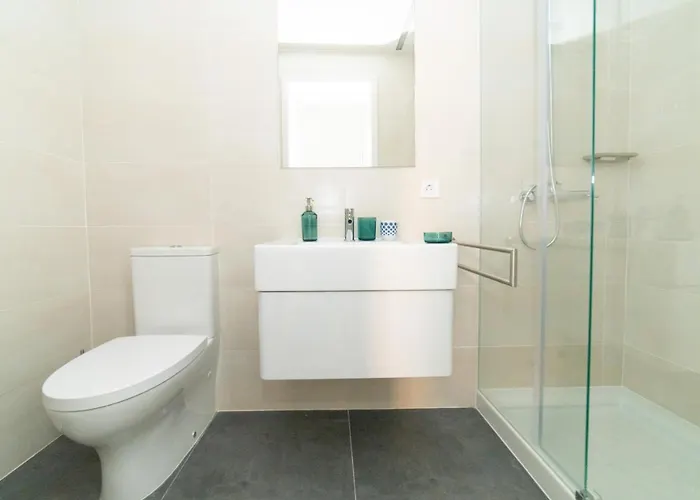 Blue By The River 2 - Elegant Two-bedroom In Santos Apartman