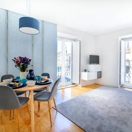 Blue By The River 2 - Elegant Two-bedroom In Santos Apartman *